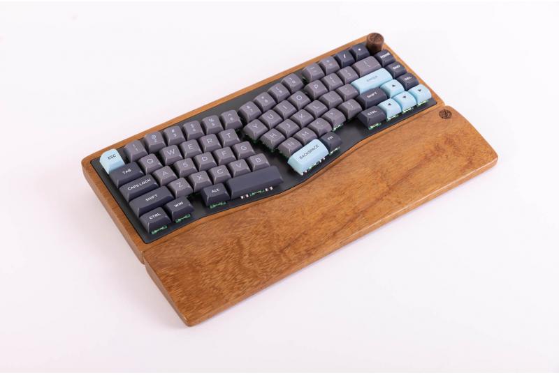 Wrist rest / naslon za ruke