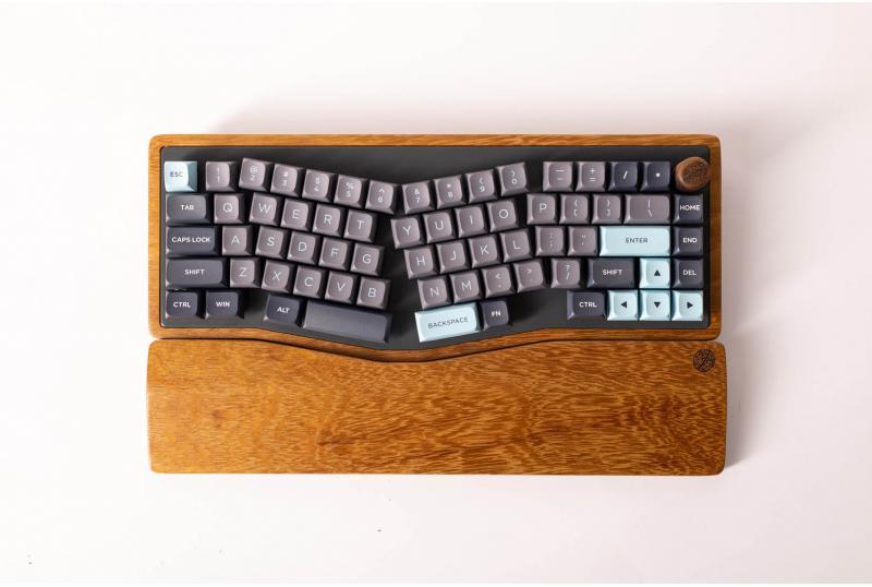 Wrist rest / naslon za ruke