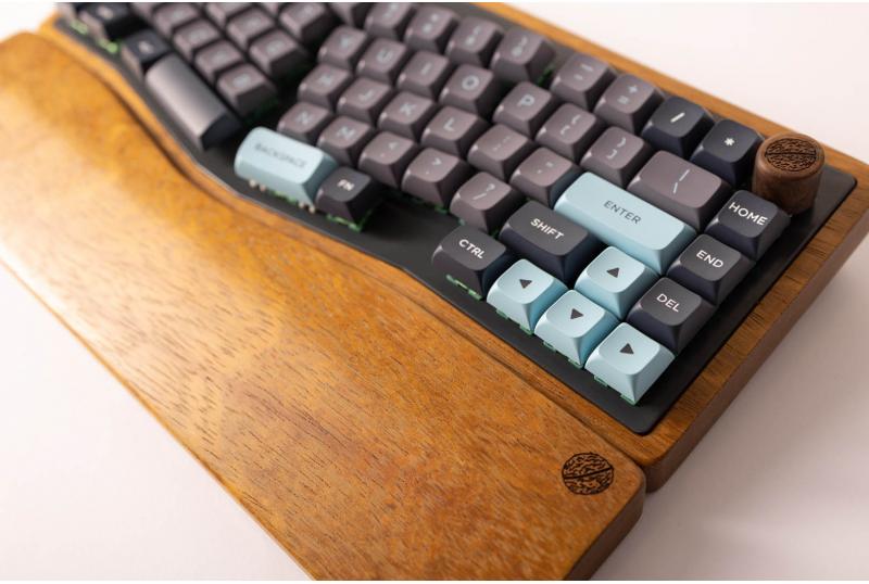 Wrist rest / naslon za ruke